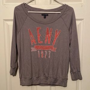 Women’s American eagle long sleeve shirt size medium